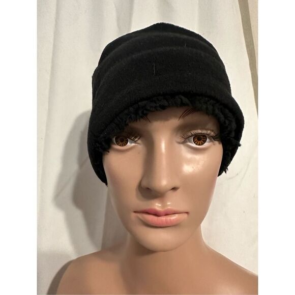 NEW WITH TAGS Women Time and Tru black Beanie one size fits most - Picture 1 of 5